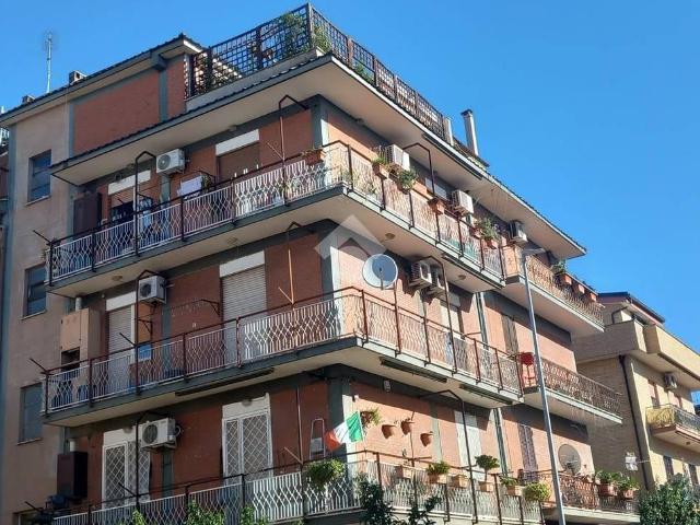 Appartamento in vendita a Tor Vergata, Romanina