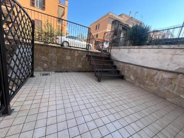 Appartamento in vendita a Municipio Roma VI, Roma Capitale