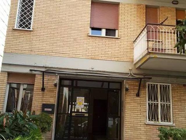 Appartamento in vendita a Municipio Roma VII, Roma Capitale