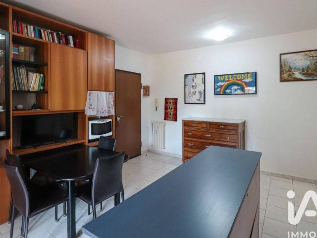 Appartamento in vendita a Municipio Roma X, Roma Capitale