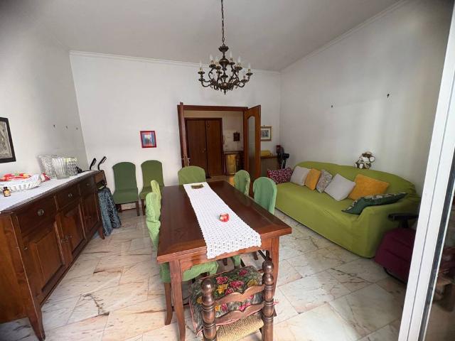 Appartamento in vendita a Municipio Roma VII, Roma Capitale