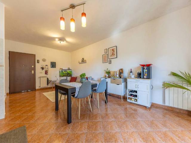 Appartamento in vendita a Stagni di Ostia, Roma Capitale