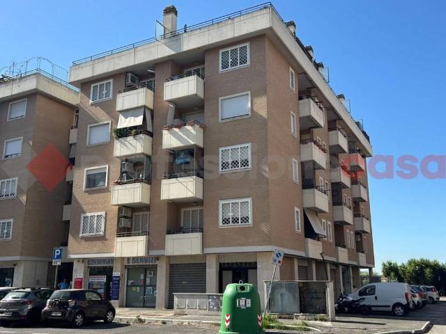 Appartamento in vendita a Ponte di Nona, Roma
