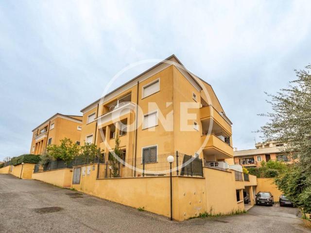 Appartamento in vendita a Castelverde, Roma Capitale