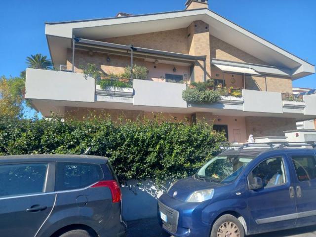 Appartamento in vendita a Selva Nera, Roma