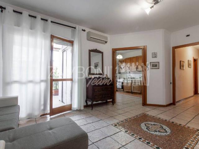 Appartamento in vendita a Acilia, Roma