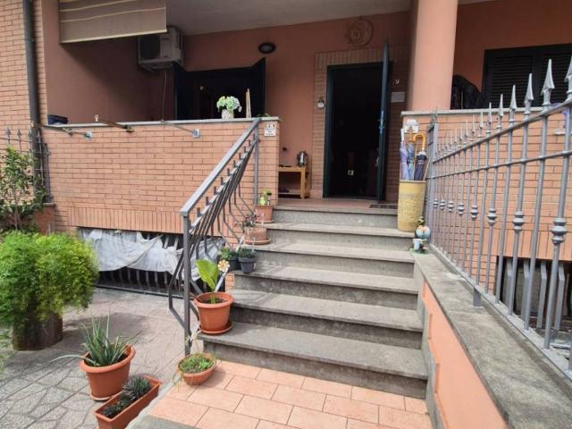 Villa Schiera in vendita a Villa Verde, Roma Capitale