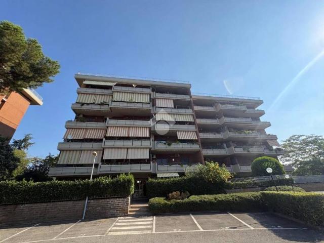 Appartamento in vendita a Torrino, Roma