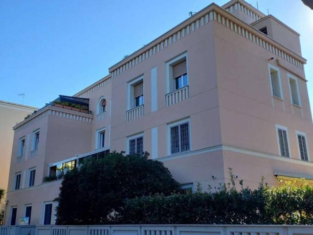 Appartamento in vendita a Lido di Ostia Levante, Roma