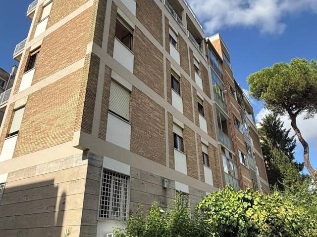 Appartamento in vendita a Balduina, Roma