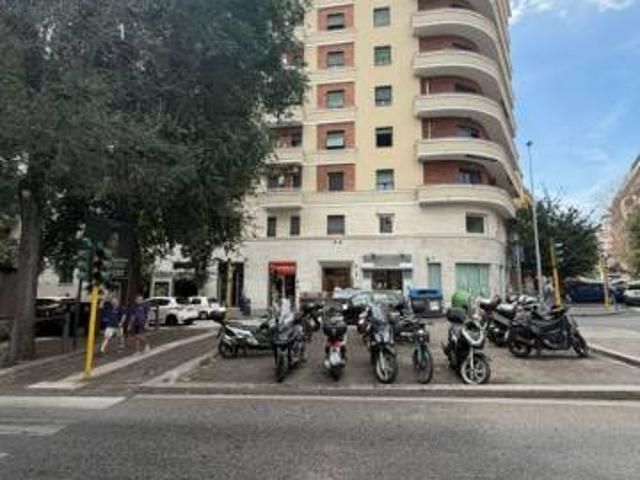 Appartamento in vendita a Municipio Roma II, Roma Capitale