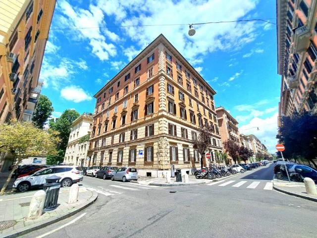 Appartamento in vendita a Municipio Roma I, Roma Capitale