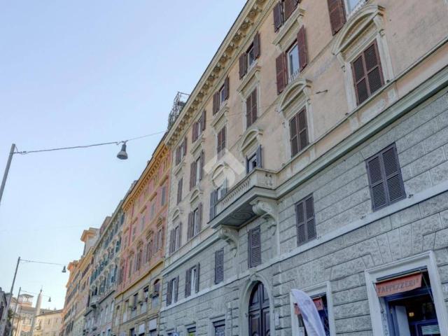 Appartamento in vendita a Celio, Roma