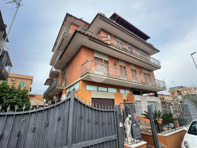 Appartamento in vendita a Tor Vergata, Romanina