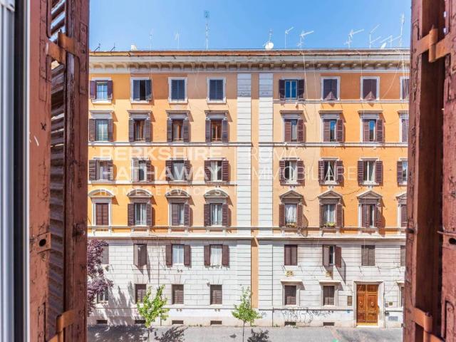 Appartamento in vendita a Municipio Roma I, Roma Capitale