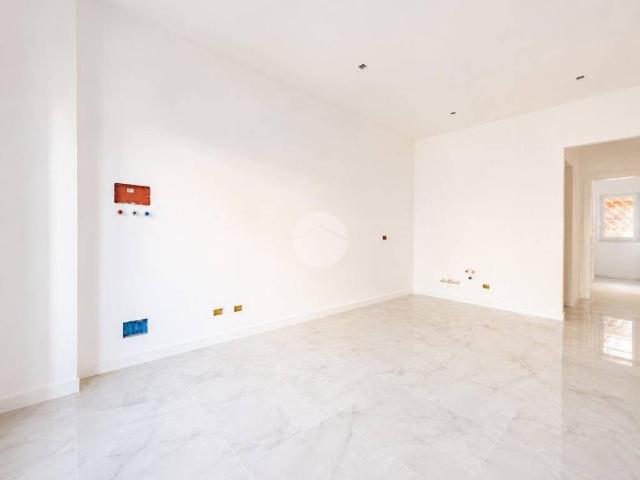 Appartamento in vendita a Torre Angela, Roma