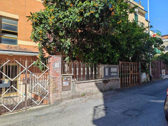 Appartamento in vendita a Torrenova, Roma Capitale
