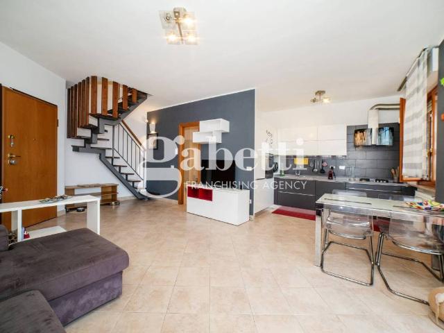 Appartamento in vendita a Torrino, Roma