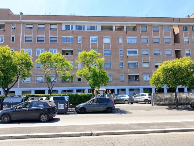 Appartamento in vendita a Municipio Roma III, Roma Capitale