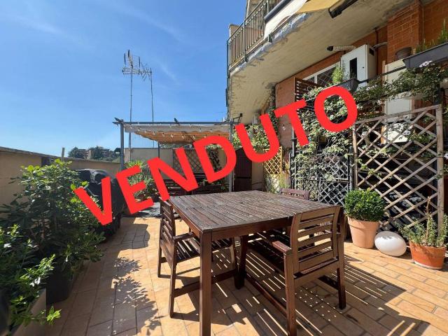 Appartamento in vendita a Mostacciano, Roma Capitale