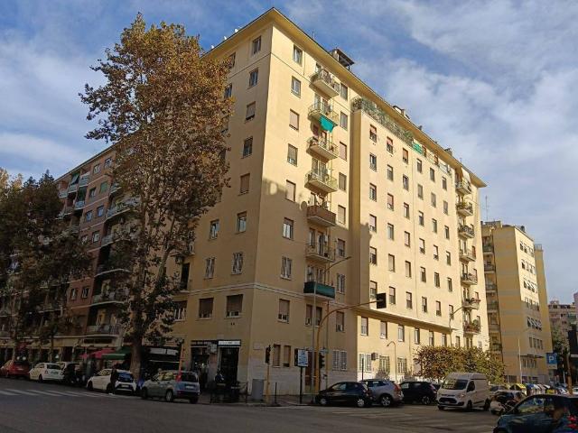 Appartamento in vendita a Municipio Roma XI, Roma Capitale