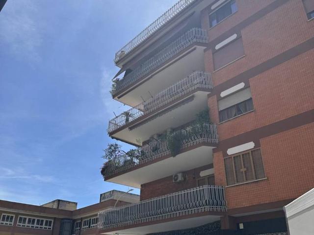 Appartamento in vendita a Collatino, Roma