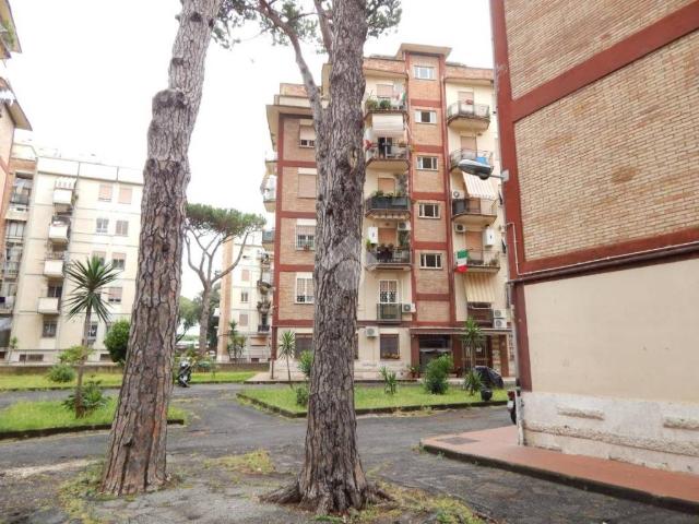 Appartamento in vendita a Lido di Ostia, Roma Capitale