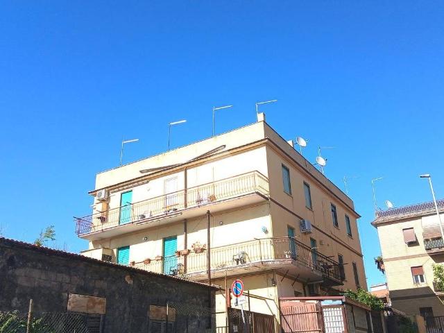 Appartamento in vendita a Villaggio Breda, Roma Capitale
