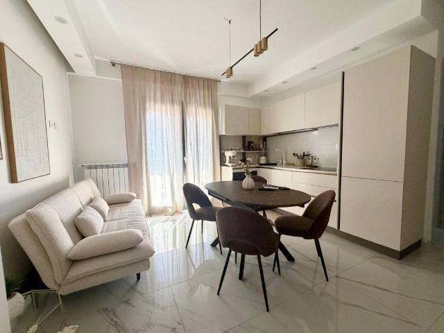 Appartamento in vendita a Villaggio Breda, Roma Capitale