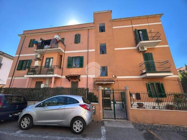 Appartamento in vendita a Municipio Roma V, Roma