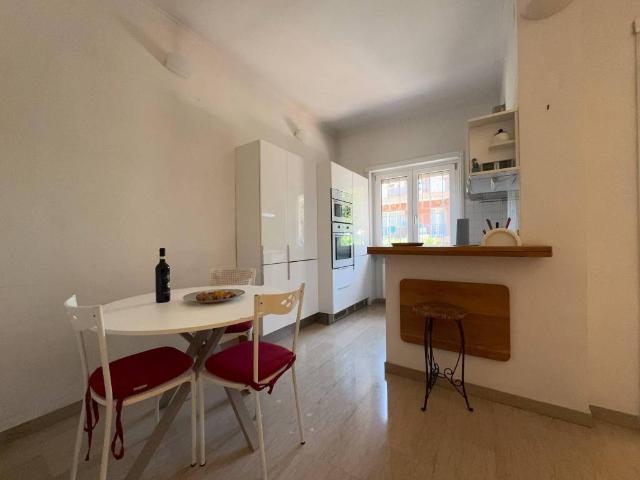 Appartamento in vendita a Mostacciano, Roma Capitale