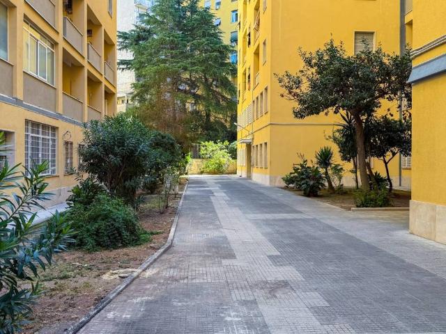 Appartamento in vendita a Municipio Roma VII, Roma Capitale