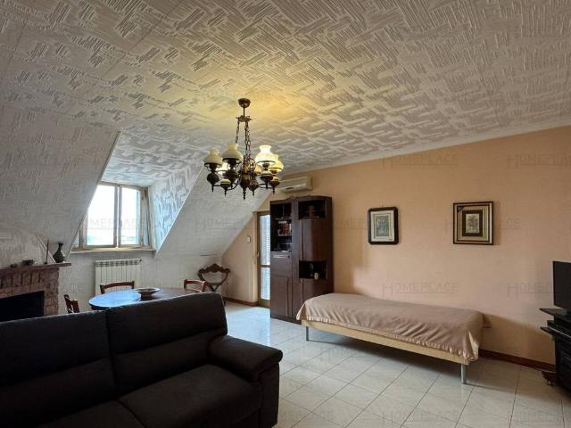 Appartamento in vendita a Colle del Sole, Roma Capitale