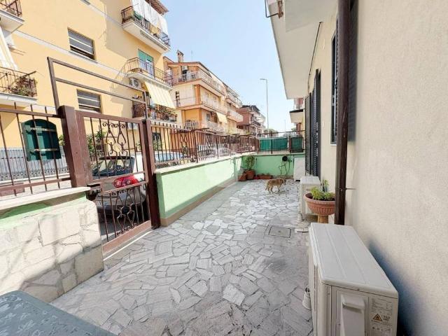 Appartamento in vendita a Municipio Roma VI, Roma Capitale