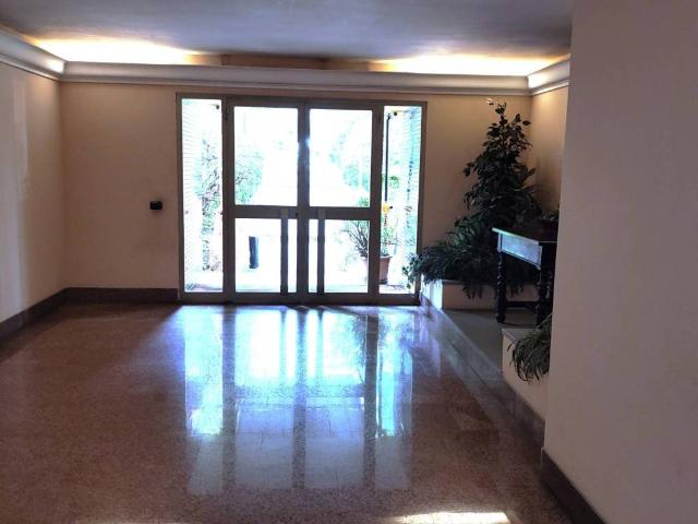 Appartamento in vendita a Mostacciano, Roma Capitale