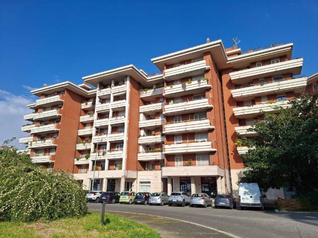 Appartamento in vendita a Municipio Roma IX, Roma Capitale