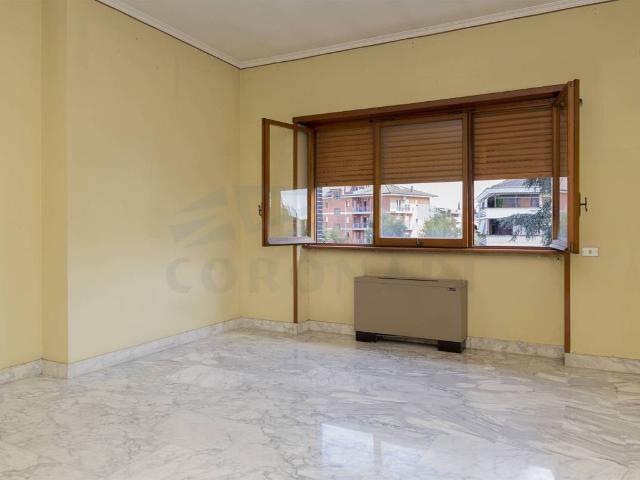 Appartamento in vendita a Mostacciano, Roma Capitale