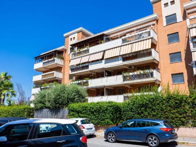 Appartamento in vendita a Municipio Roma VII, Roma Capitale