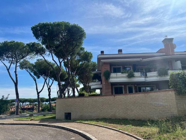 Appartamento in vendita a Grottarossa, Roma