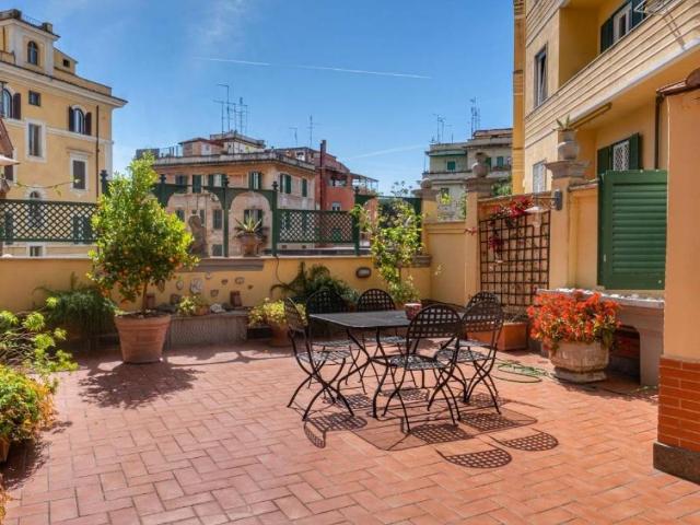 Appartamento in vendita a San Saba, Roma