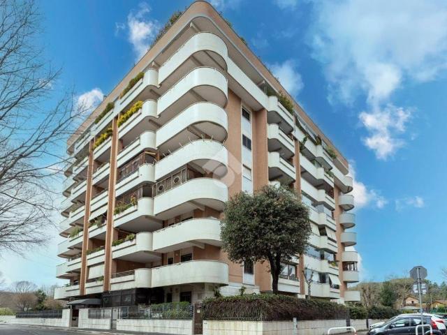 Appartamento in vendita a Municipio Roma IX, Roma Capitale