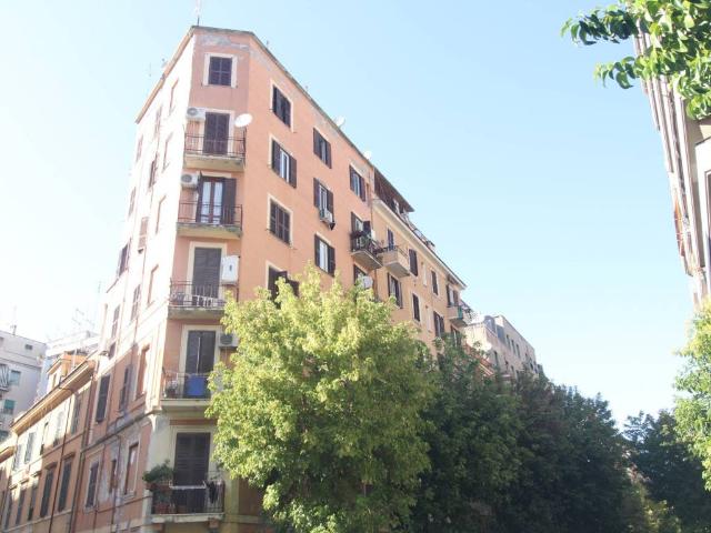 Appartamento in vendita a Municipio Roma V, Roma Capitale