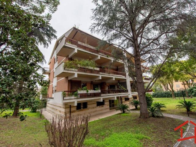 Appartamento in vendita a Mostacciano, Roma Capitale