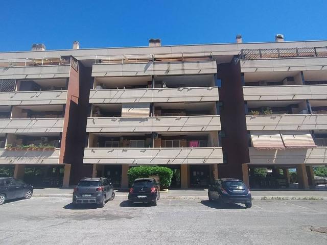 Appartamento in vendita a Colle Monfortani, Roma Capitale