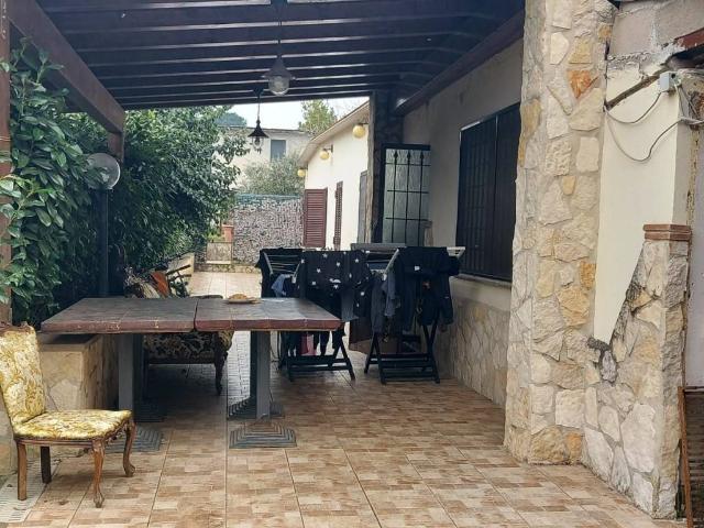 Villa Indipendente in vendita a Casale Prima Porta, Roma Capitale