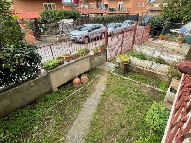 Appartamento in vendita a Casal Bernocchi, Roma Capitale