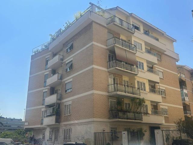 Appartamento in vendita a Municipio Roma II, Roma Capitale