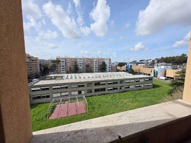 Appartamento in vendita a Roma 70, Roma