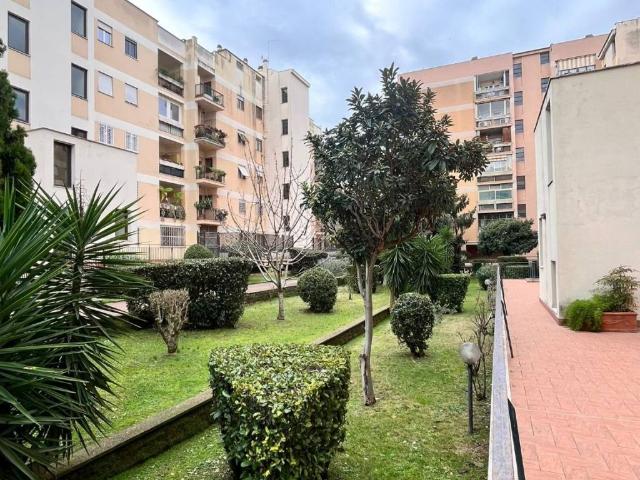 Appartamento in vendita a Municipio Roma IX, Roma Capitale