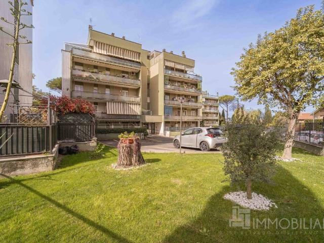 Appartamento in vendita a Mostacciano, Roma Capitale